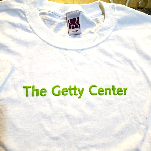 The Getty Center t-shirt from the Getty Museum. - Picture 1 of 4